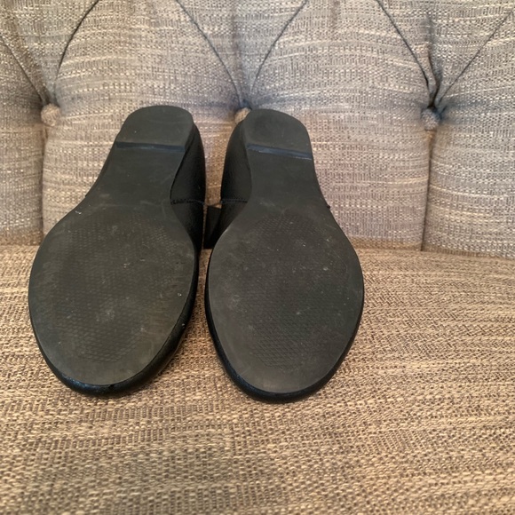 Black Steve Madden flats! Only worn ONCE!!! - Picture 4 of 4